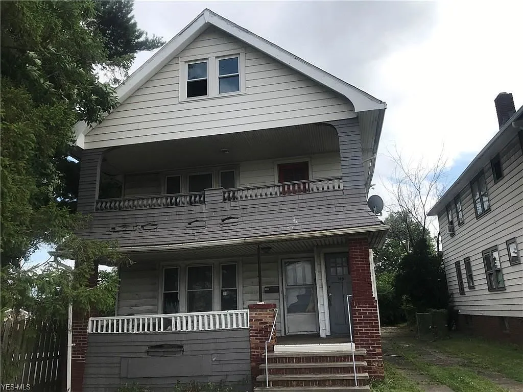 7407 Brookpark Rd photo 1