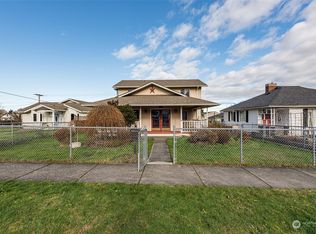 235 W 9th St, Port Angeles, WA