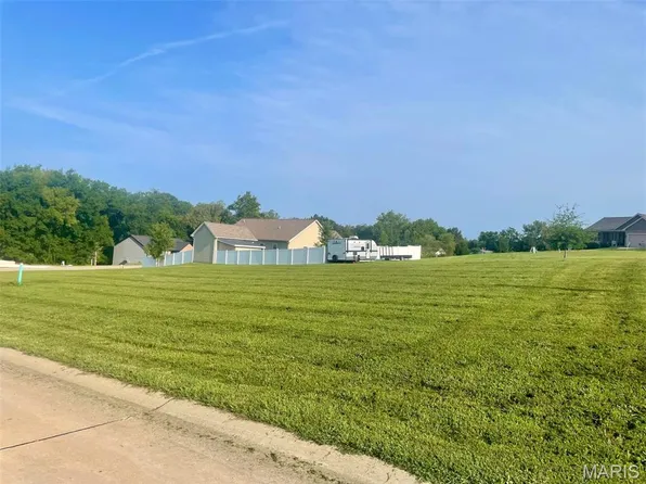 311 Heritage Valley Dr, New Haven, MO 63068