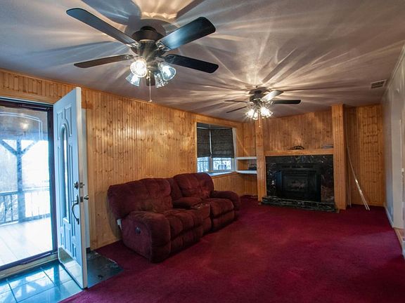 2nd image of 3665 Wood Ln