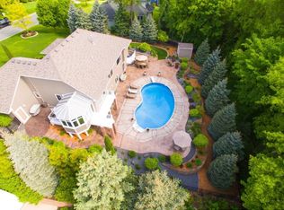 15311 Timber Ridge Dr, Burnsville, MN 55306