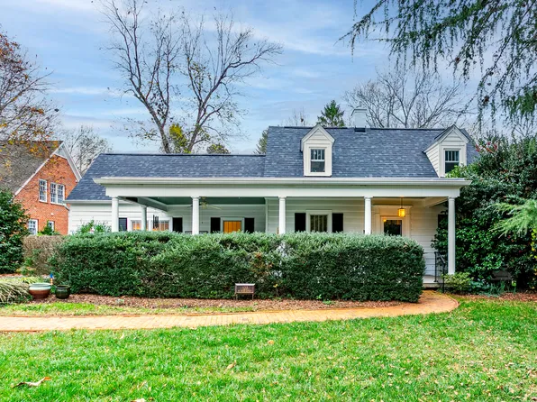 123 W Queen St, Hillsborough, NC 27278