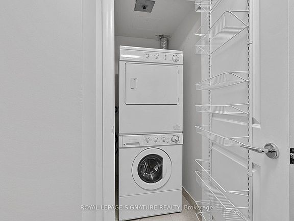 5th image of 131 Upper Duke Cres #412