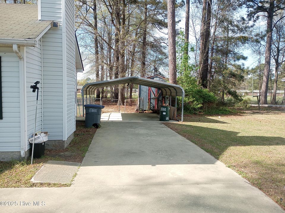 2nd image of 732 Salisbury Drive