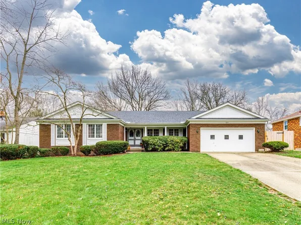 2015 Larchmont Rd, Akron, OH 44313