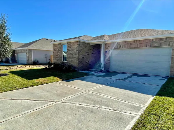 9695 Caney Trails Rd, Conroe, TX 77303