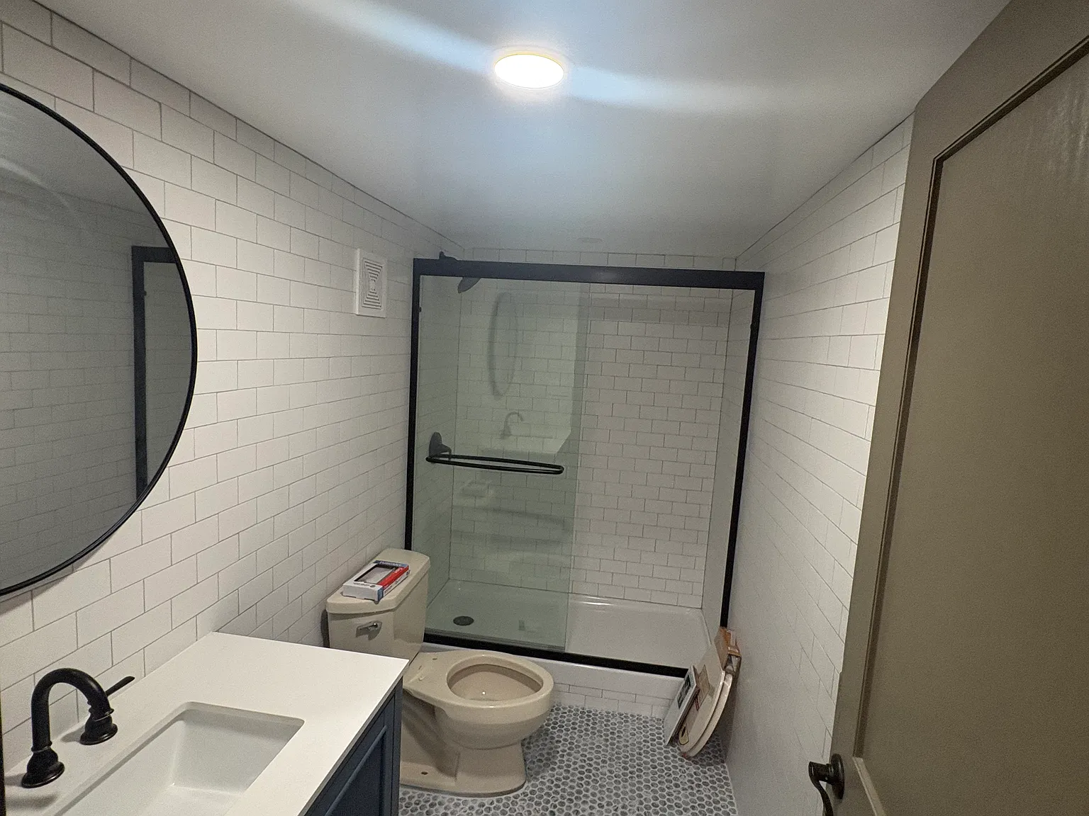 1 bed, 850 sqft, $2,300 — Photo 4