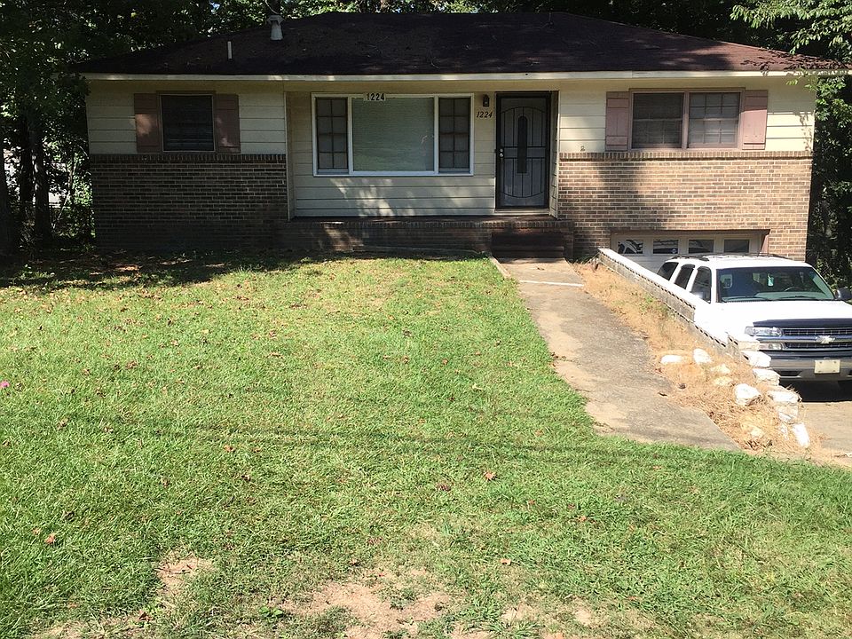 1st image of 1224 Woodslee St
