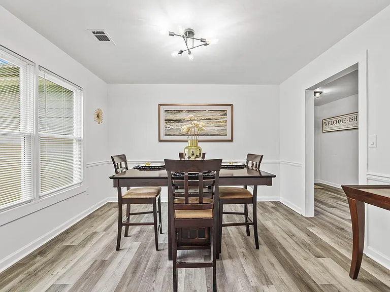 2322 Red Rose Ln — Photo 15