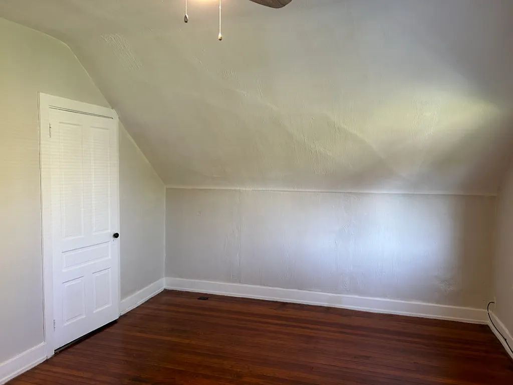 1118 Cypress St — Photo 3