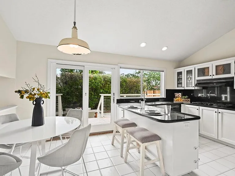 3623 Mahogany Ct — Photo 11