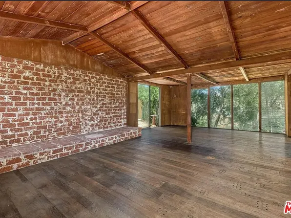 (undisclosed Address), Los Angeles, CA 90046