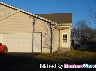 867 Ravoux Cir, Chaska, MN 55318