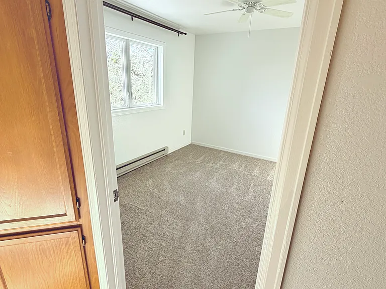 726 Lillian Ln #202 — Photo 34