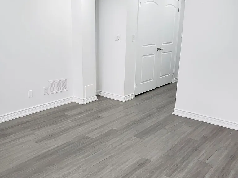 9 Stott Ave — Photo 9