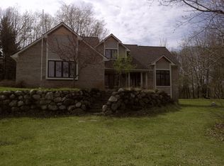 5329 Greenview Dr, Clarkston, MI