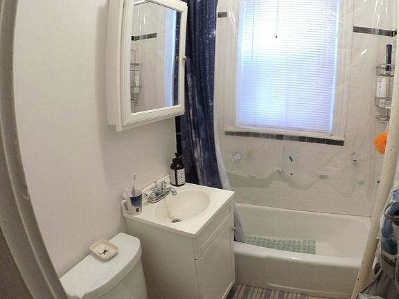 2nd image of 1450 Commonwealth Ave #9RR