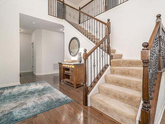 4th image of 501 Herath Ln