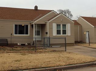 1049 S Vassar St, Wichita, KS 67218