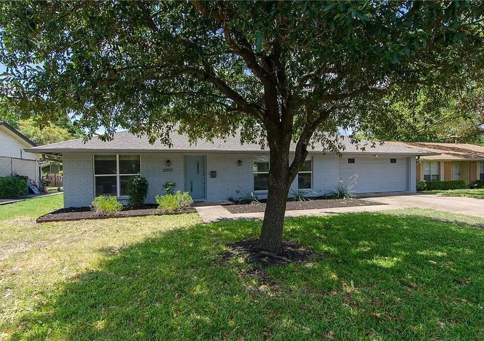 2007 Teakwood Dr