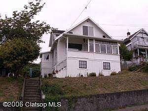 1st image of 822 35th St