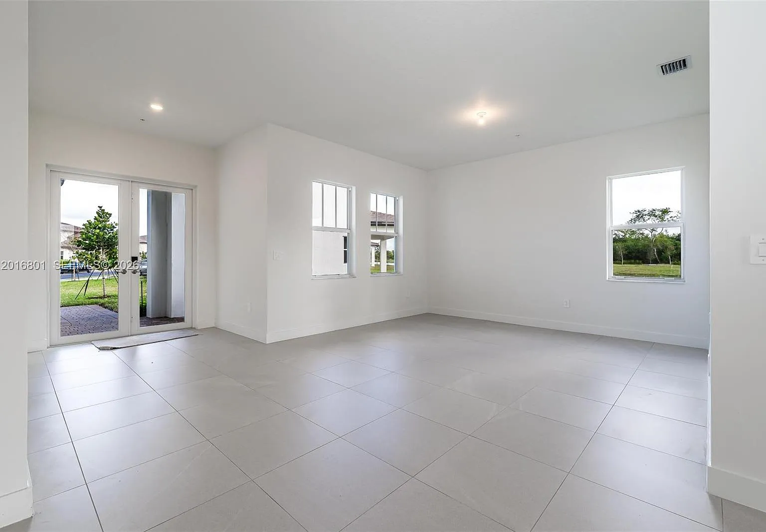 Reserve At Davie — Photo 3