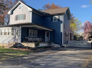 20 Maple Ave, Williamstown, NJ 08094