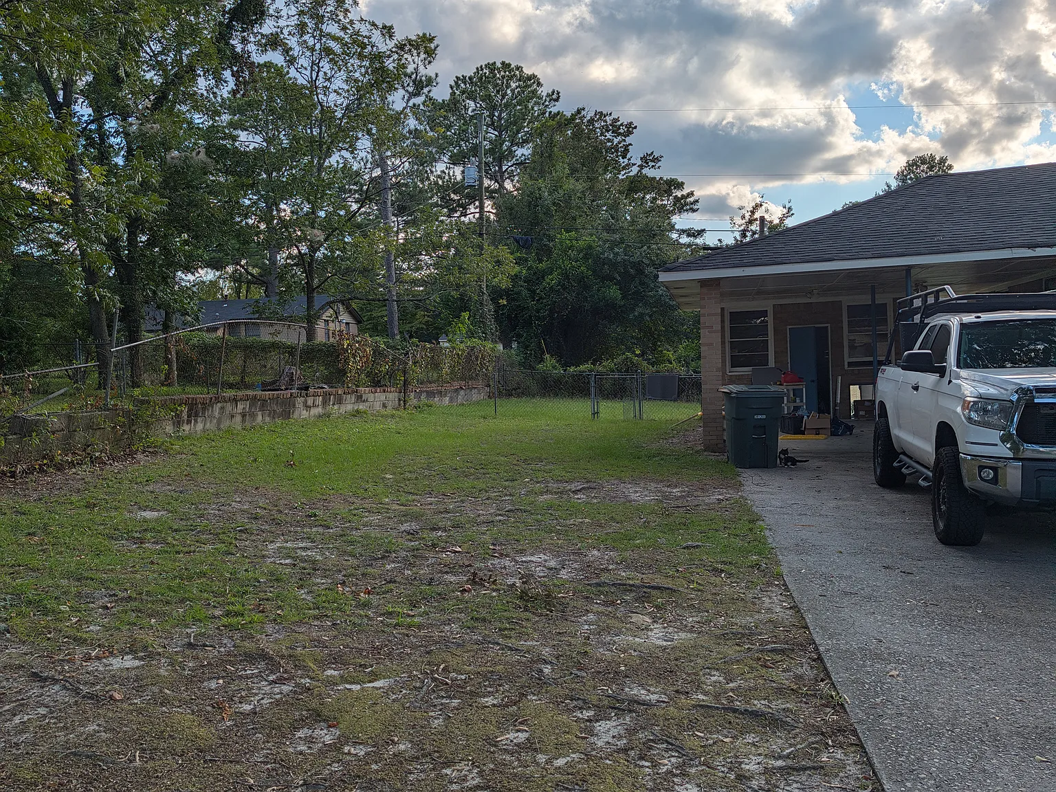 3 bed, 1328 sqft, $1,850 — Photo 2