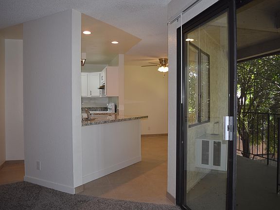 2nd image of 210 W Vermont Ave #207