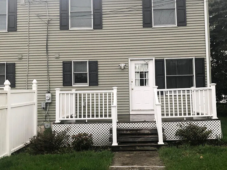 357 Washington Ave — Photo 17