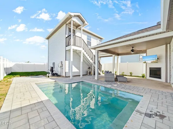 400 Arrowwood Blvd, Freeport, FL 32439