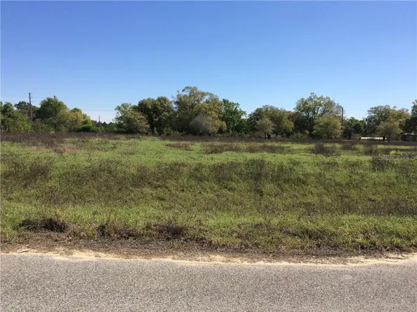 8920 Valerie Ct, Zephyrhills, FL 33540