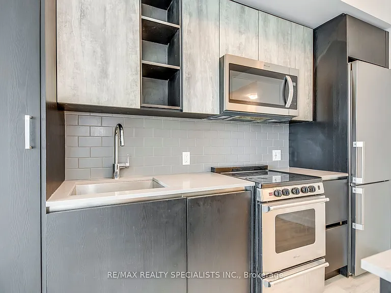 251 Manitoba St #914 — Photo 16