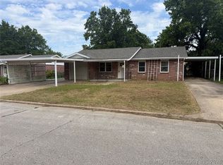 251 E 137th St, Glenpool, OK 74033