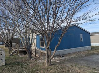 128 Shady Grove Dr, Sanger, TX 76266