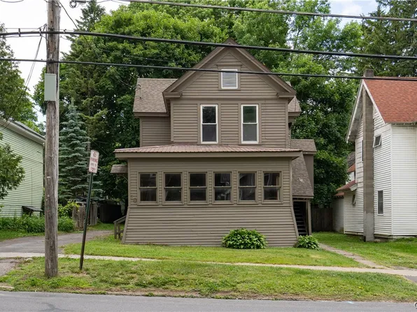 10 N Main St, Carthage, NY 13619