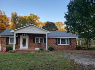 1041 S Salemburg Hwy, Salemburg, NC 28385