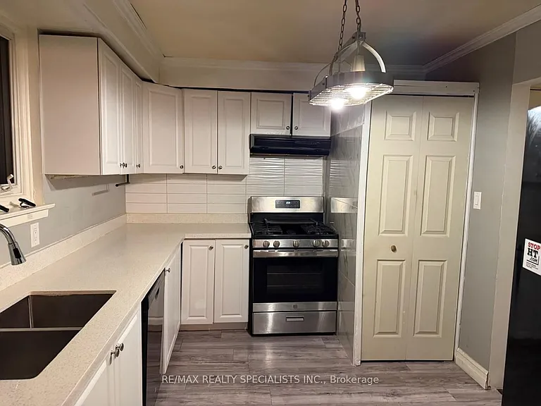 191 Phillip Murray Ave #UPPER — Photo 3