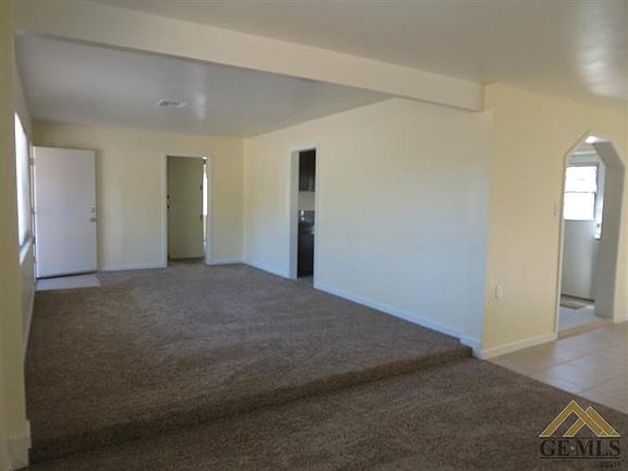 3rd image of 1504 Carmel St