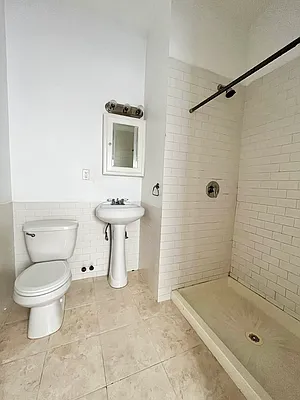 Rented by Arche Nest LLC | media 14