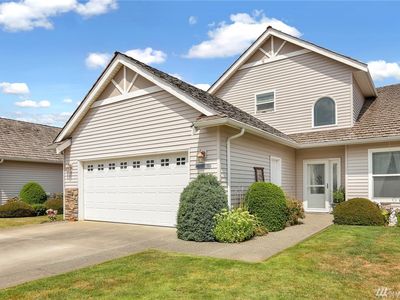 1149 Aaron Dr Unit B, Lynden, WA, 98264
