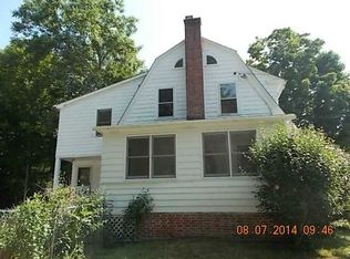 12 Dorr Dr, Glocester, RI 02814