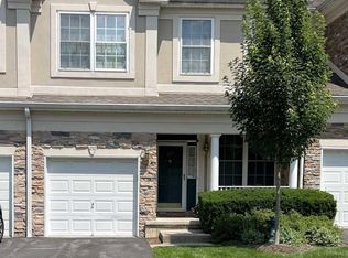 257 Levinberg Ln, Wayne, NJ 07470