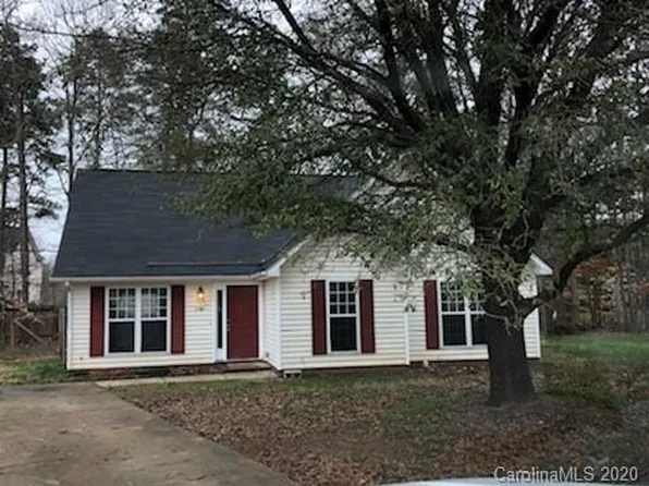 5704 Kirkdale Ct, Charlotte, NC 28208