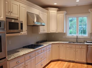 22 Piezzo Dr, Westerly, RI 02891