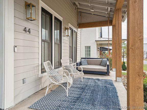 3rd image of 44 Ramble Along Rd