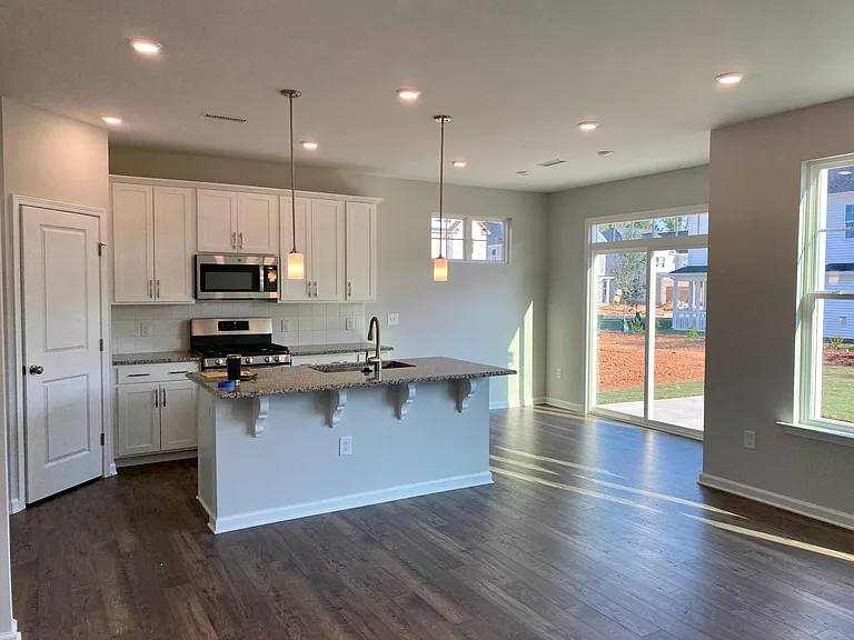 113 Barba Pass Ln — Photo 12