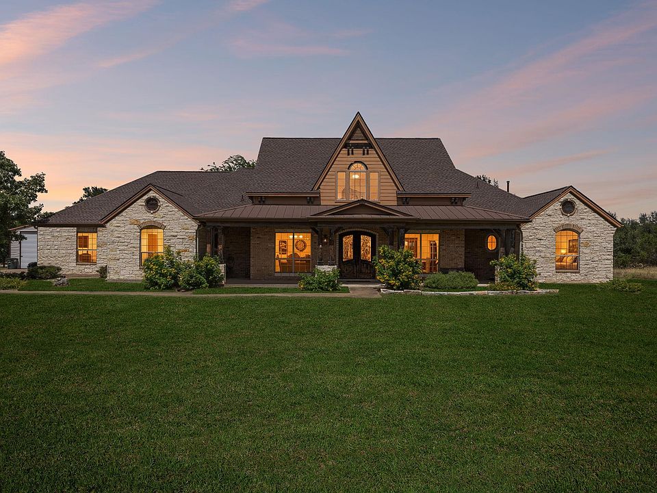 1st image of 438 Patricia Rd