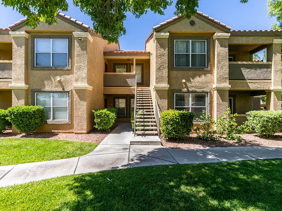 2300 Silverado Ranch Blvd #1016