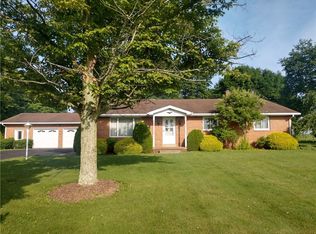 167 Pine Run Rd, Fombell, PA 16123